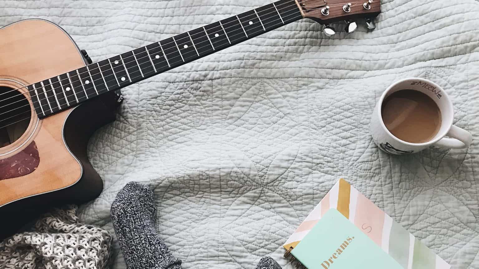 Wie Lange Braucht Man Um Gitarre Zu Lernen www.gitarrenbeginner.de